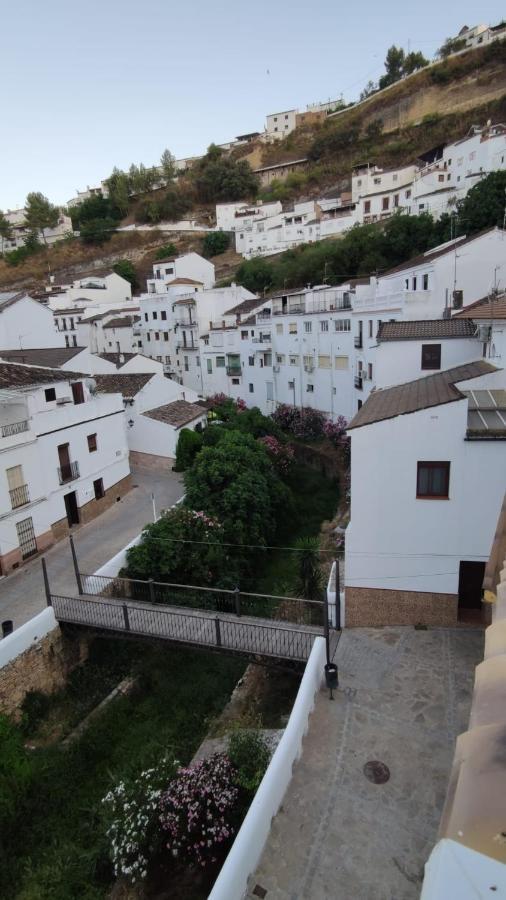 Appartement El Nido De La Galeria à Setenil De Las Bodegas Extérieur photo